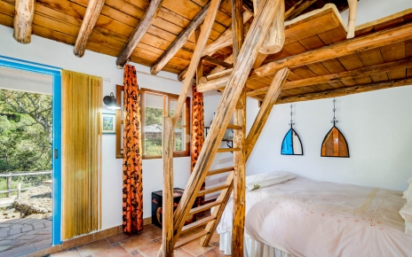 One bed annexe adds more sleeping arrangaments